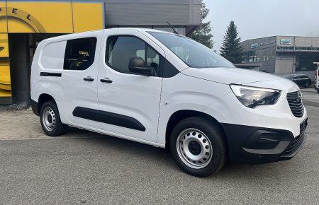 Opel Combo Doppelkabine bei Autohaus Radauer in 